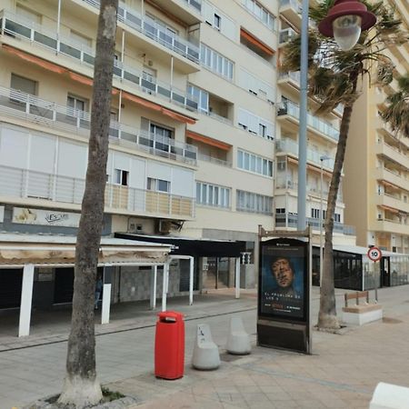 Apartamento Candari Playa En Cadiz Luaran gambar