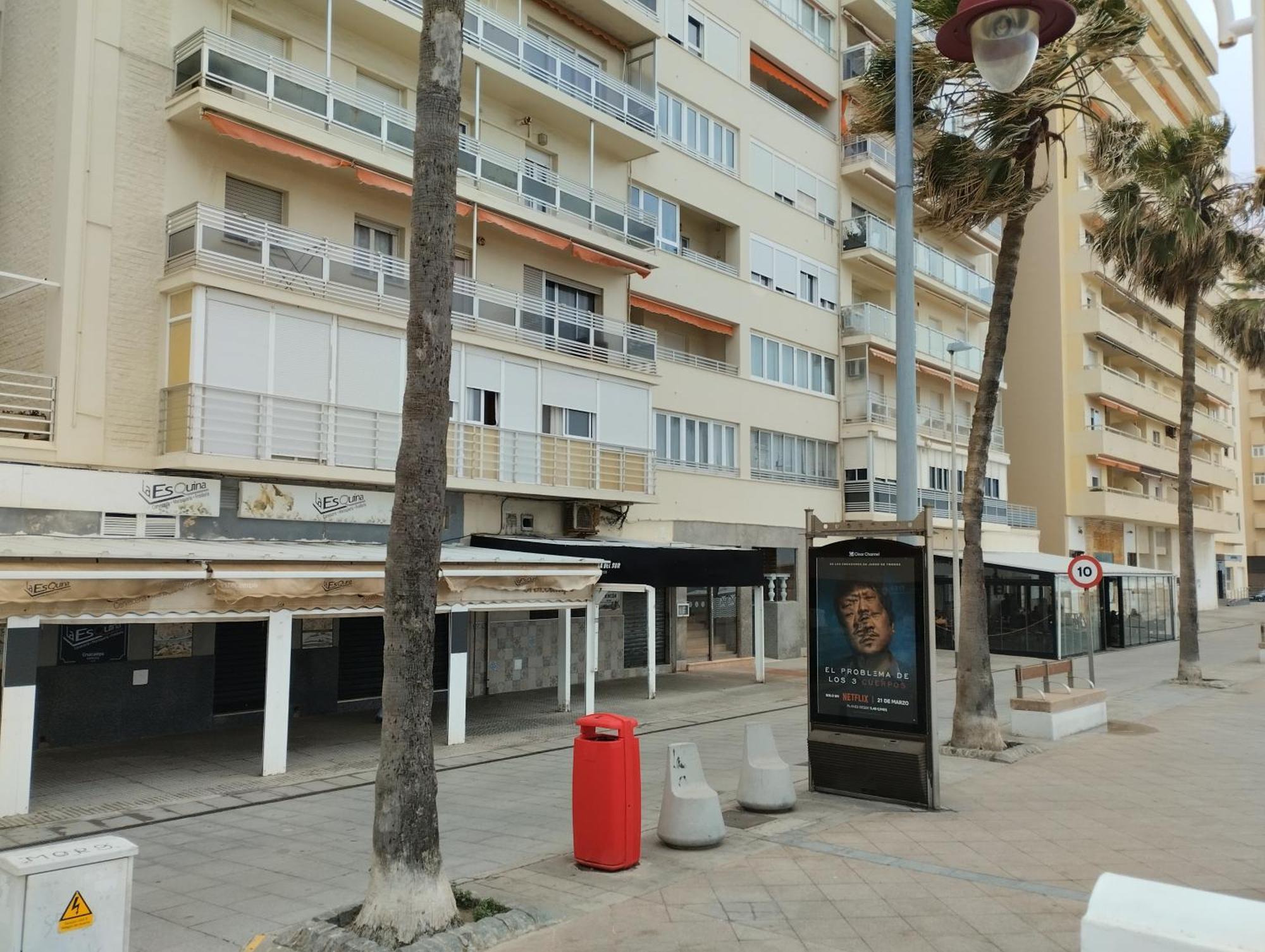 Apartamento Candari Playa En Cadiz Luaran gambar